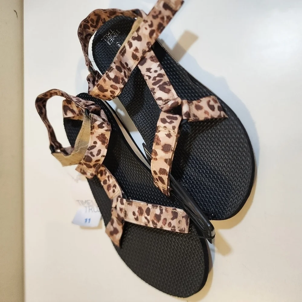 Time Tru leopard Sandals size 11 NWT